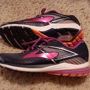Brooks Tennis Shoes